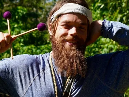 Witnessing & Welcoming Racing Thoughts