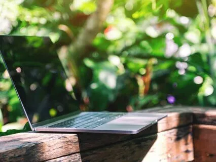 Workplace Harmony: Peaceful Sounds