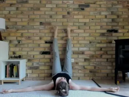 Yin Yoga For Deep Sleep | 24 Minute Gentle Bedtime Practice