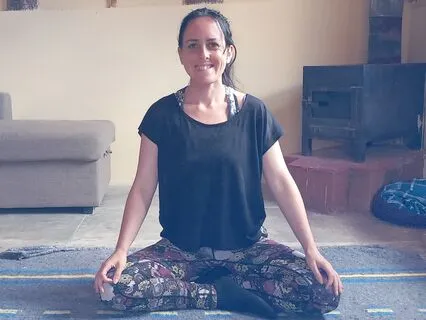 Yoga At Your Desk: Neck And Shoulder Stretches