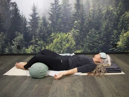 Yoga Nidra mitt på dagen