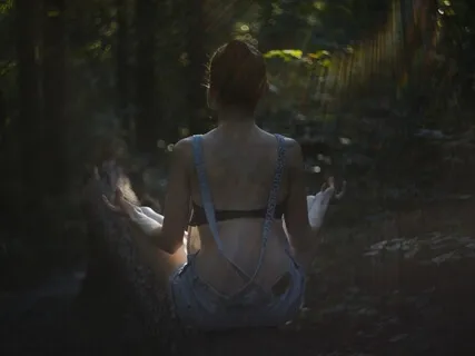 Θεραπευτικό Φως - Yoga Nidra  & Tibetan Singing Bowls