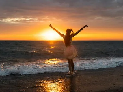 You Are Beautiful | Calming Feminine Affirmations