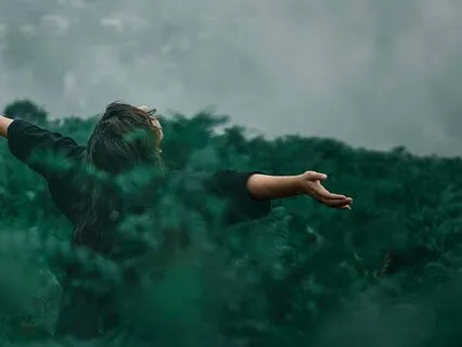 Why Affirmations Don’t Work For Trauma — And What Does