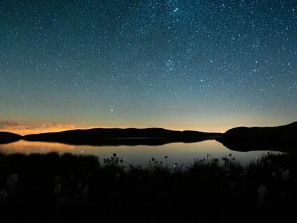 Your Bedtime Story And Relaxation: Threads Of Unity