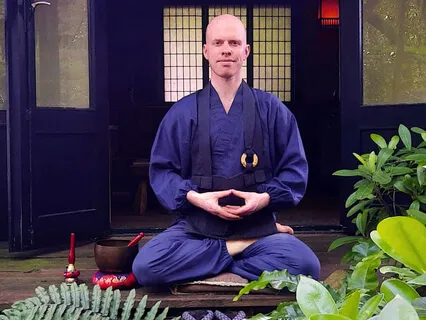 Zen Meditation Instruction | 25 Minutes Zazen