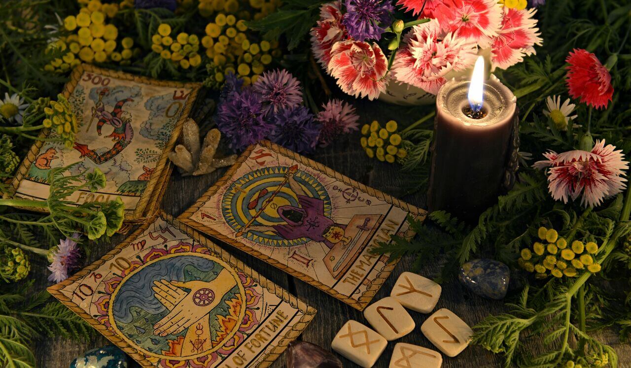 Manifesting With Tarot: Tarot For Life #01