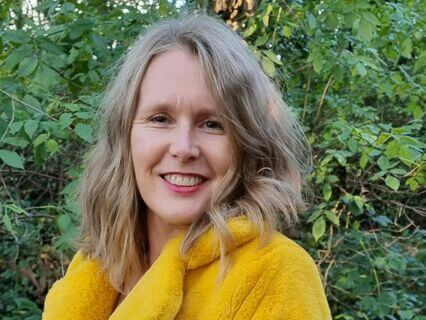 Mindful Relationships: Love Without Limits From The Inside Out - by Clare Downham