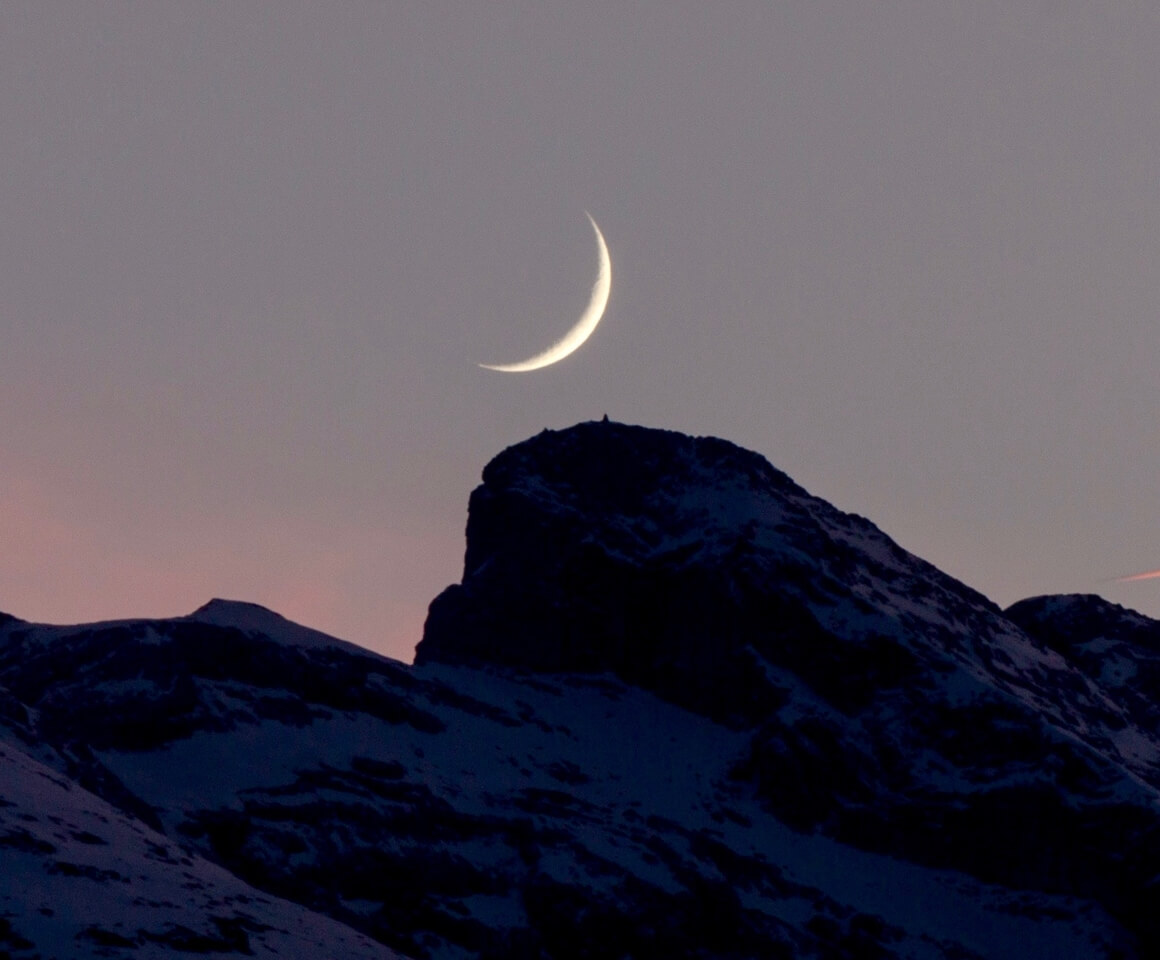 New Moon Manifestation