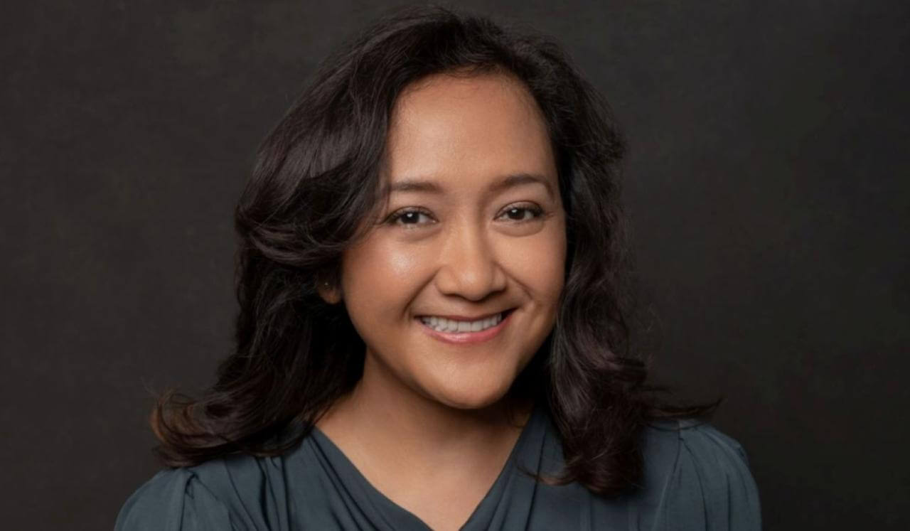 Transmission: Letting Go Without Losing Yourself