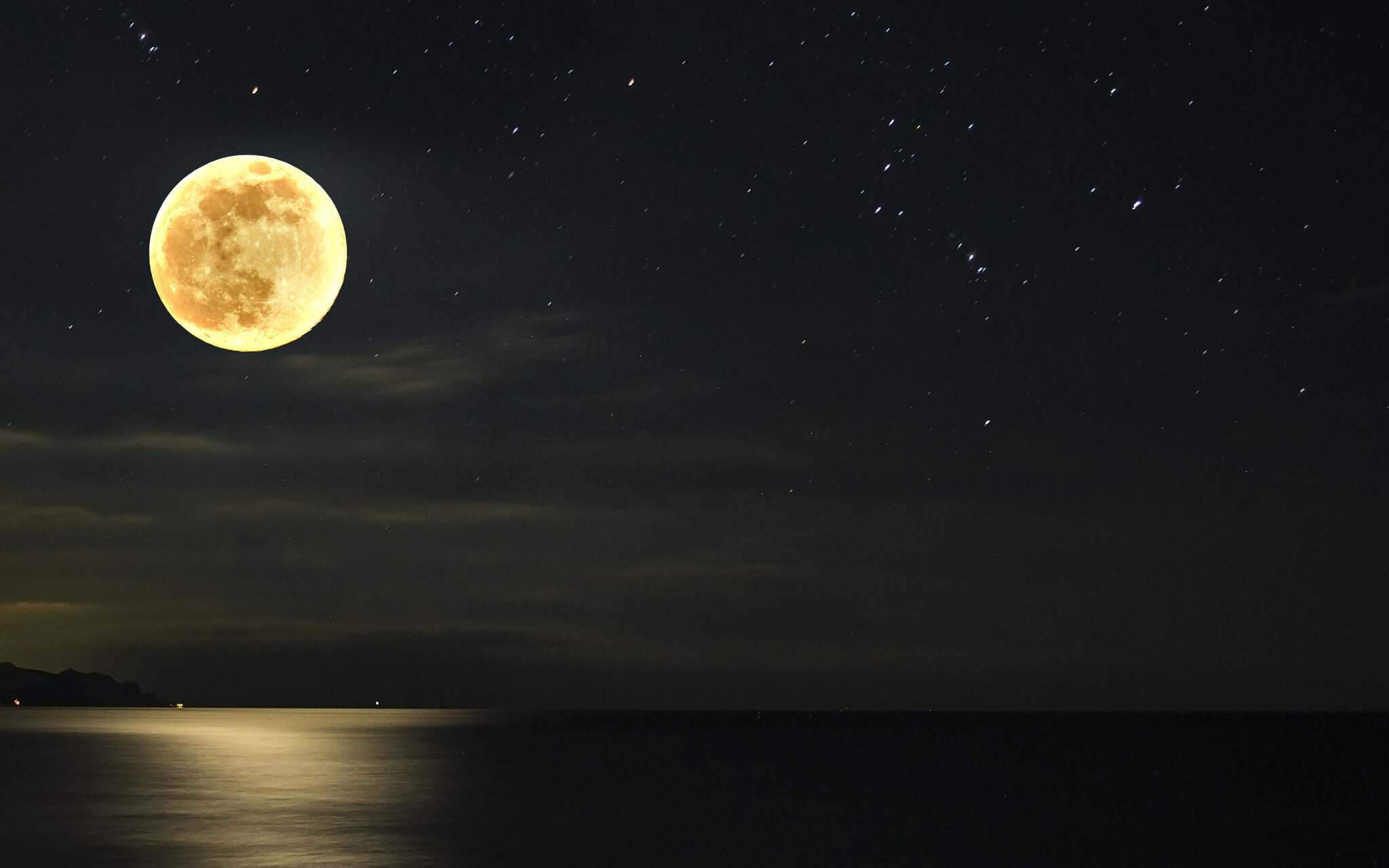 Visualizzazione Luna Piena Di Giugno (Luna Della Fragola)