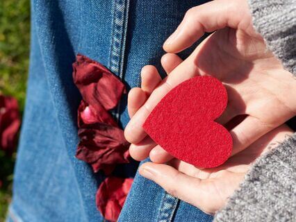 Perfectionism And Self Worth: A Guided Journey To Self Compassion - by Kate Hickmore