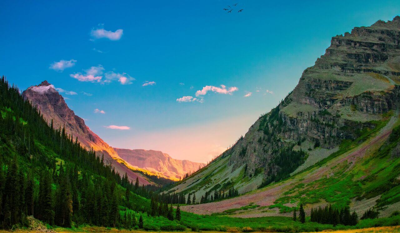 Sleep Affirmations: Manifesting Dreams & Goals